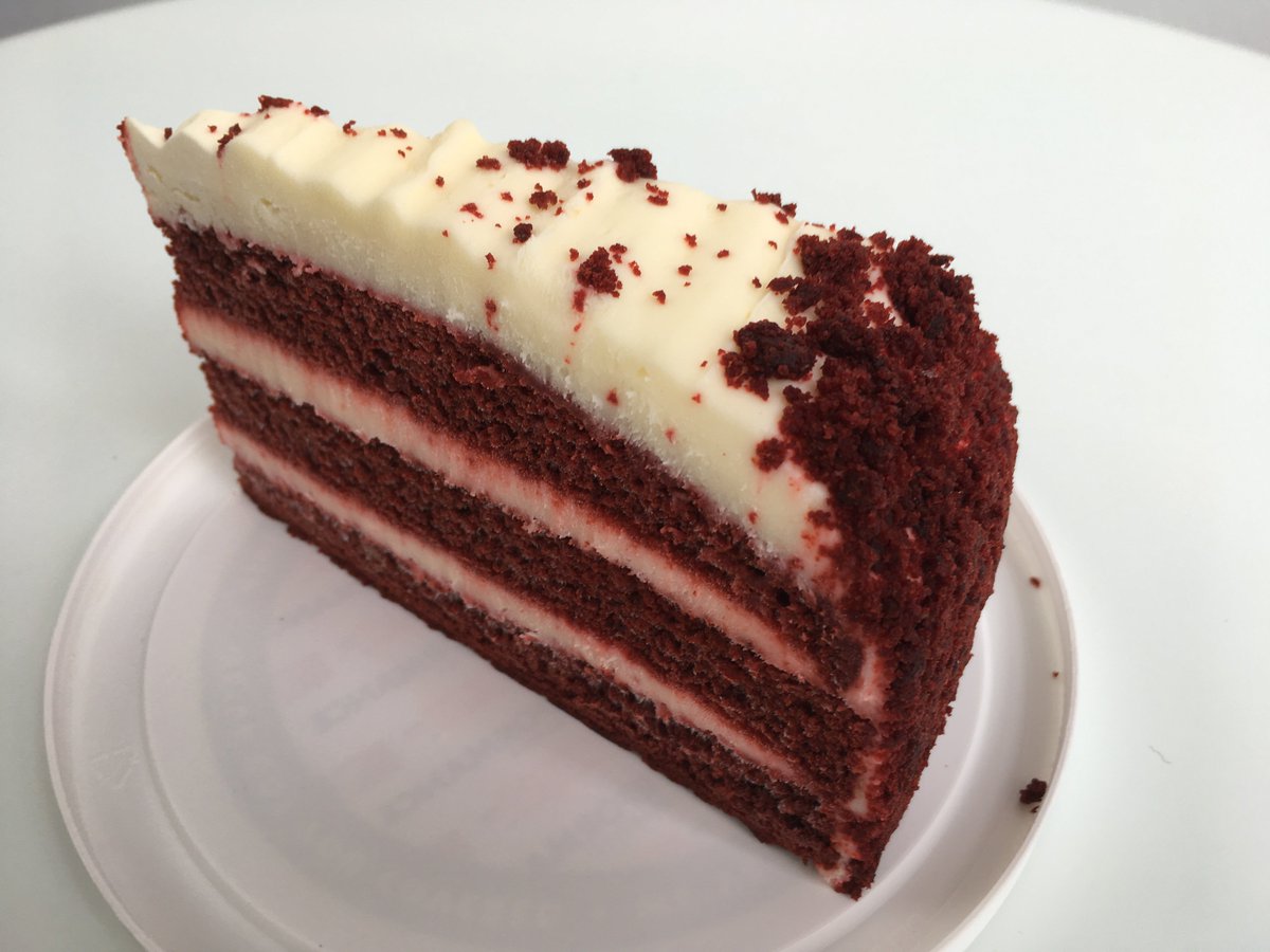 Just_Cravings's tweet photo. Craving Cake? Come Into Just Cravings For Chocolate Fudge, Red Velvet, Oreo Mouse, Snickers or Cheesecake! https://t.co/AhEYVpta3T