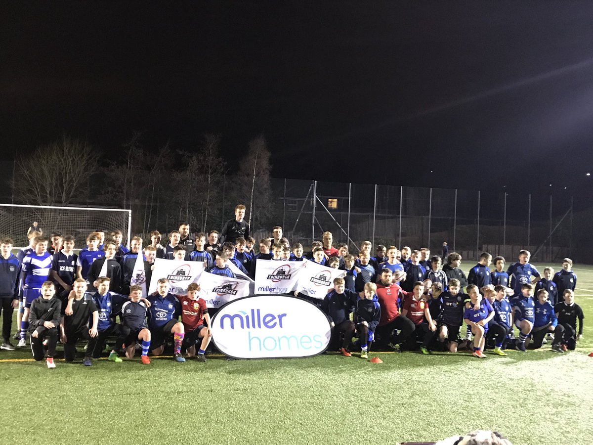 DRFCDevelopment's tweet photo. Huge thanks to the @EdinburghRugby players, Fraser McKenzie, @Rorysuzz, @duhanvdmerwe and @callumhhil for coming along to training tonight, hope all the Dunfy players enjoyed and have learned from their assistance!
#ERBlitz @fiferugby @dunfermlineRFC https://t.co/6kZEUG5yCh