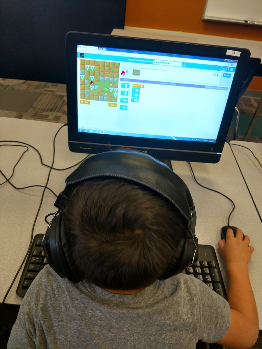 DowntownNguyen's tweet photo. Kinder Kids coding. Thanks so much to my #impactteam for teaching me how to address my own tech reservations and create learners who do not fear the machine! @DowntownDragons @ChallengeLearn @cherielpayne77 @Jentechnology @PintoBeanz11 https://t.co/VQ4Nq7DdL6