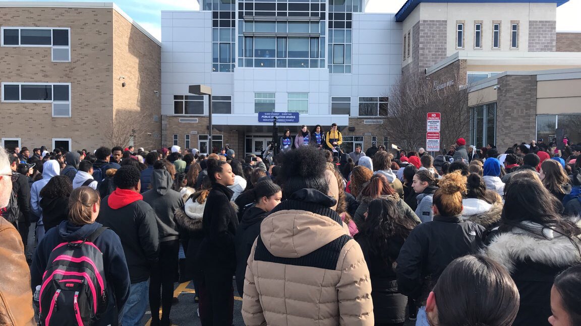 MHS_StdntCncl's tweet photo. Day 10: Determination. And these leaders at Middletown made the walkout possible next up the Protest!! #MHSCares https://t.co/fPaHHk8yom