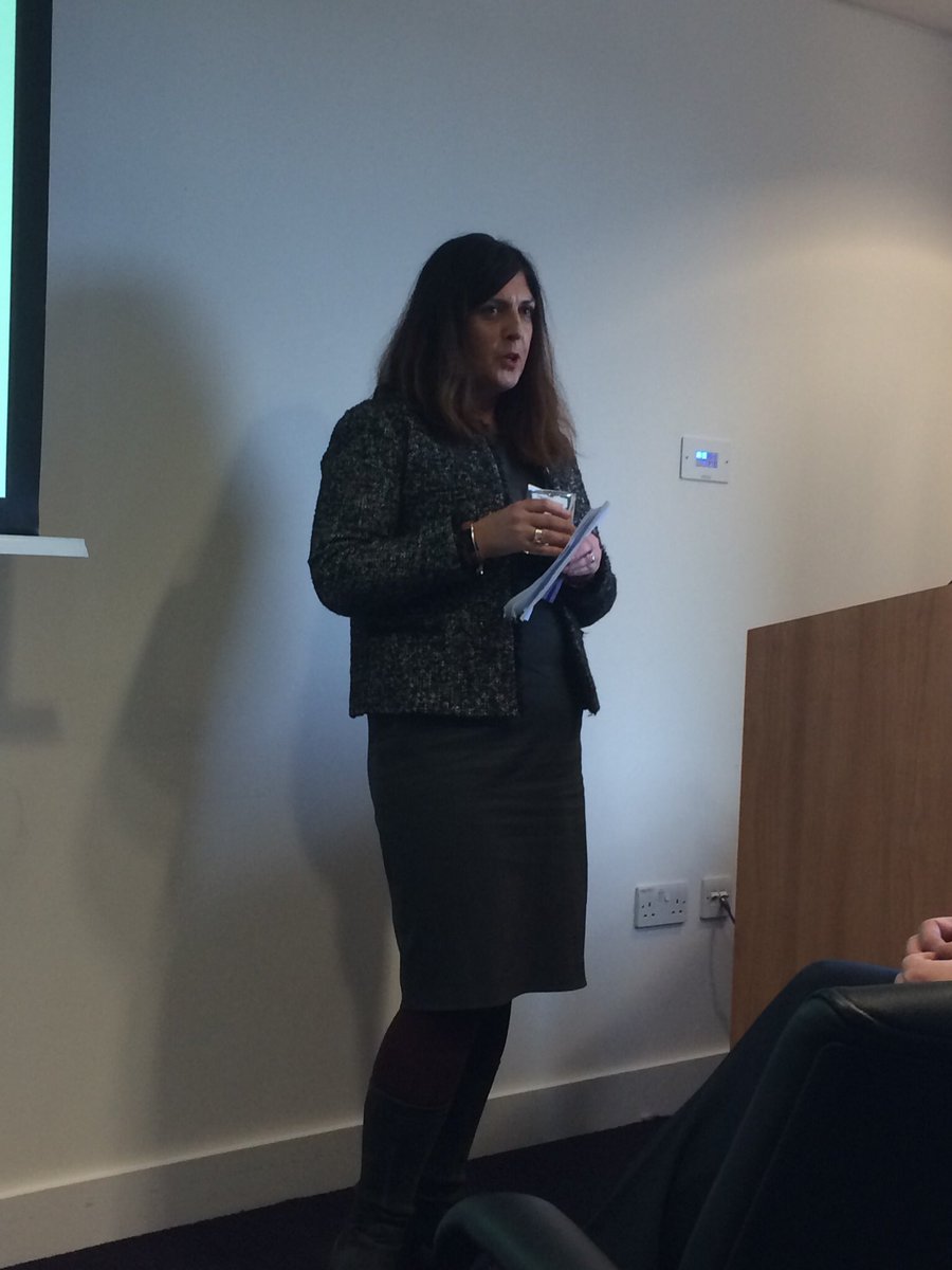 niamh_simms's tweet photo. Thanks to @bankofengland Agent for Scotland for a great talk to @WIBFtweets Edinburgh today. Great breakfast fro our hosts @GrantThorntonUK https://t.co/nCVlfIGieG