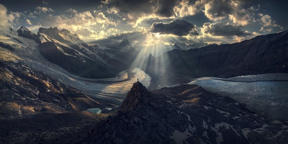 wef's tweet photo. These award-winning photos show our planet at its most beautiful https://t.co/6S2qmWqTTk #environment https://t.co/kpe4iRO4cX