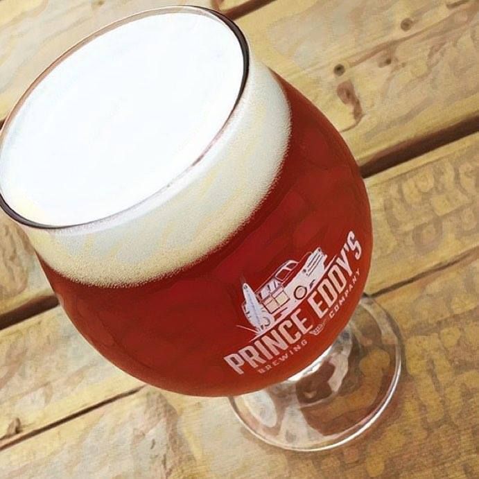 Quinte_Golf's tweet photo. Discover Canada's Largest #Rural #Craftbeer and #Cider region! @quintecraft https://t.co/olMPLk1rn2 #BayofQuinte #PrinceEdwardCounty #Beer https://t.co/gCGcdjWXSW