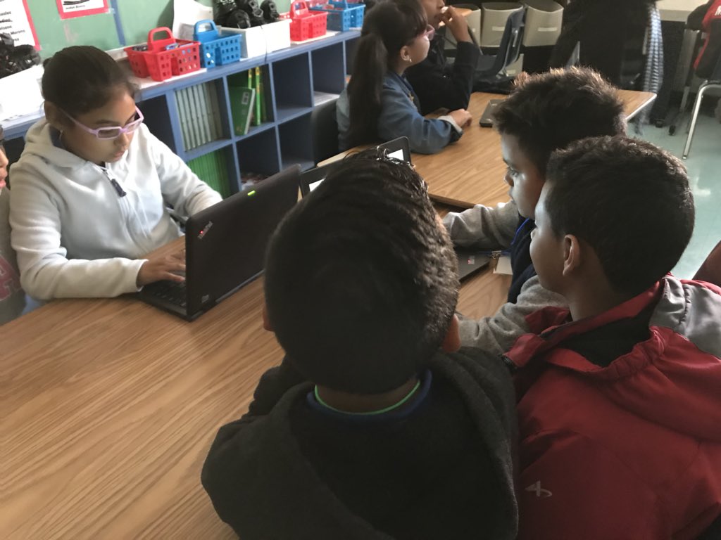 tvmontel's tweet photo. VALUES MATTER- COOPERATION! Our students working on a nearpod lesson at Riverside Elementary @RECSBulldogs @MDCPS @StdtSvcsMDCPS @MiamiSup @ https://t.co/HY810vy7dA