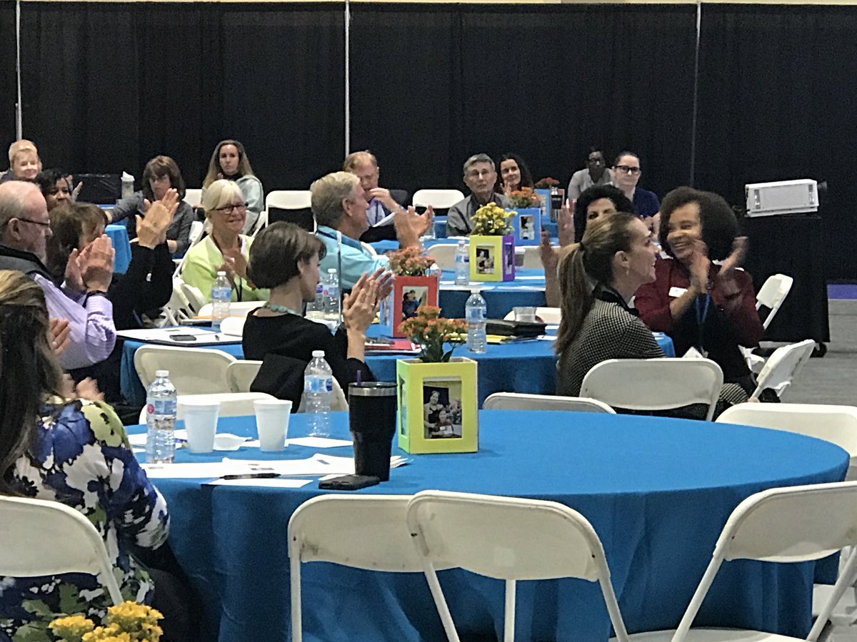 UnidosNow's tweet photo. Amazing & inspiring two days at the @CFSarasota’s #2GenSummit, finishing up with our aspirations: “Our goal is to change lives”, Steven Royce, #Gocio Elementary Principal (@sarasotaschools). “We want to create our Future Leaders Academy for Boys”, Karen Arango (@UnidosNow). #2Gen https://t.co/QjdjQlIQKE