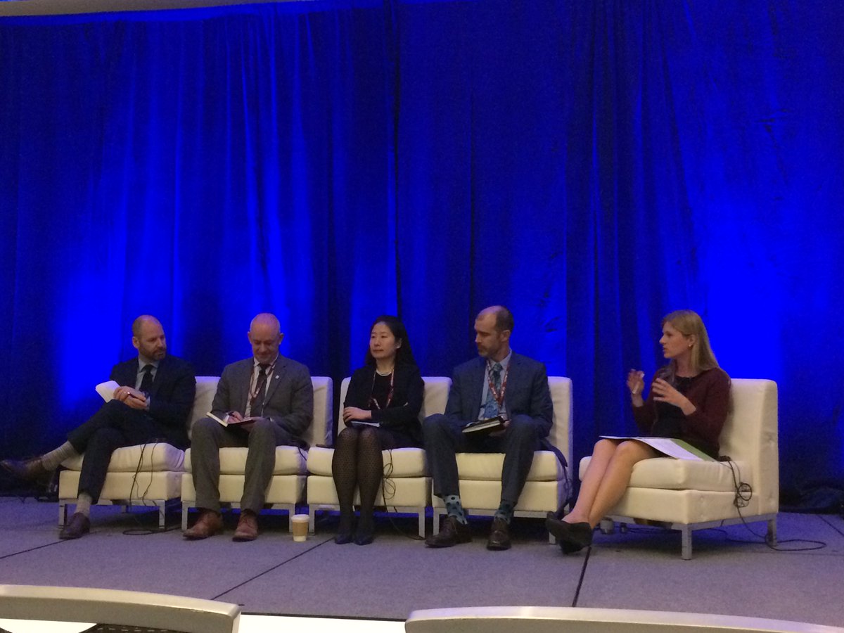 LaureleneF's tweet photo. Panel: New strategies, tools and Resources to reduce #water risk in business #GLOBEForum @ubcMPPGA Jamie Bonham @NEIinvestments CSR Anne Wittman class in action! https://t.co/2R000OFEMo