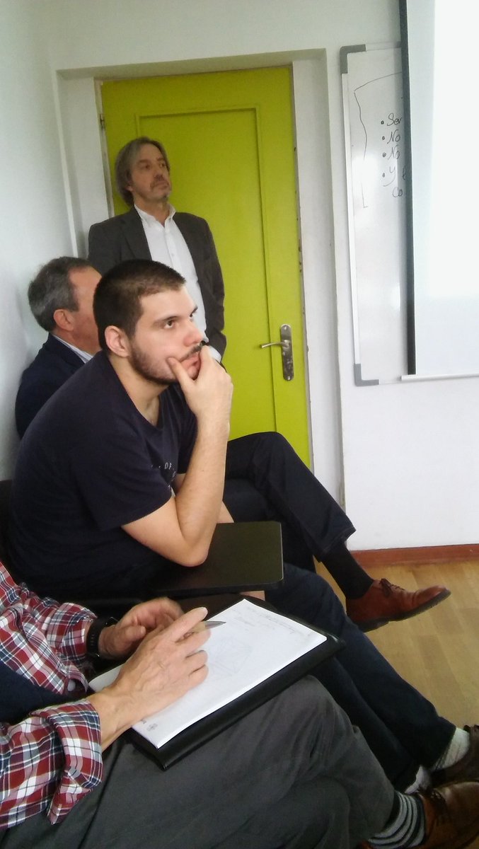 FCapacis's tweet photo. Comenzamos nuestra 2a edición del Taller "Crea tu miniempresa" con @SecotMadrid financiado por @FundlaCaixa en #CreandoActivos. #SomosCapacis y empoderamos con sentido. https://t.co/Qd9kTsgsPv