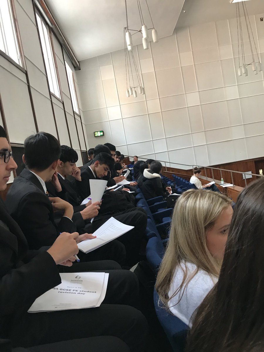 GrangersPE's tweet photo. GCSE PE students ready for the start of the AQA PE revision conference. #hardwork #determination #PE #makeitcount https://t.co/RBfMcIRbJ7