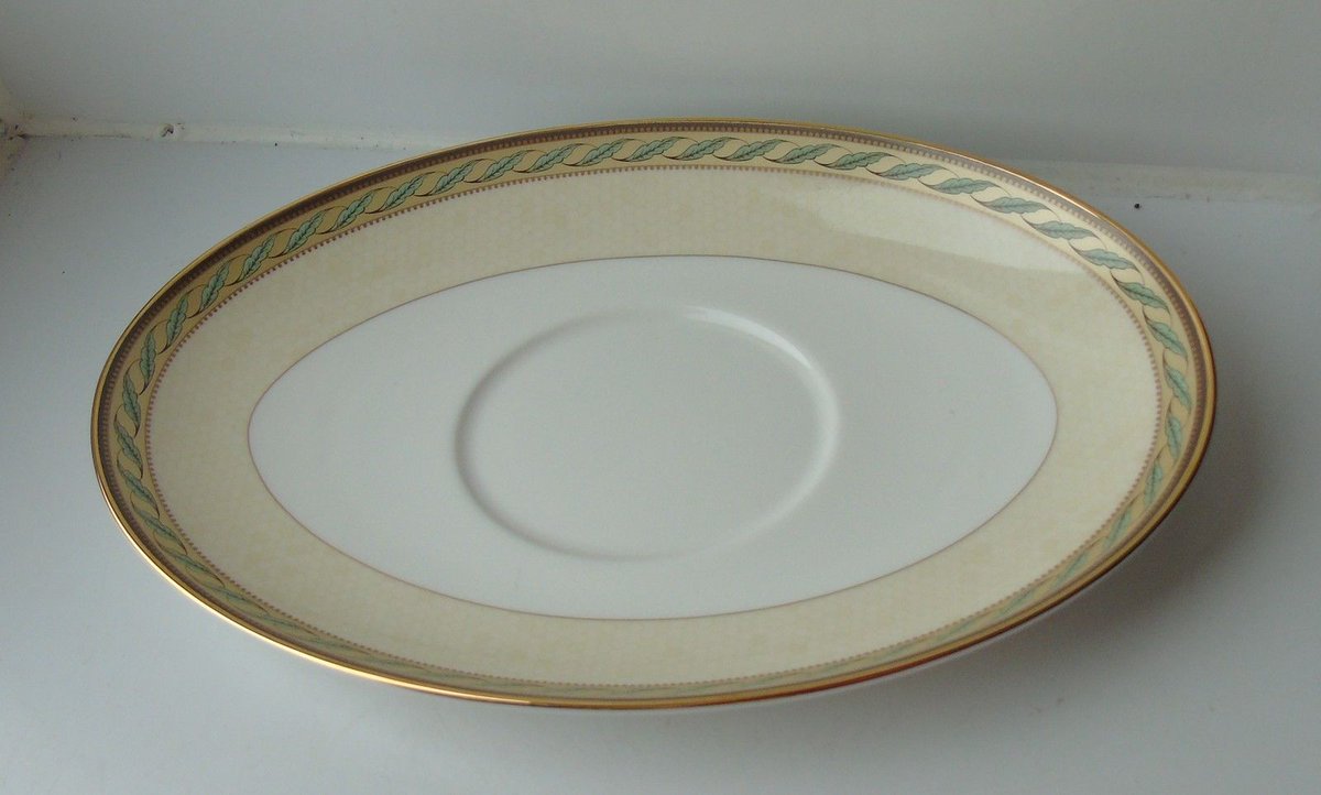 PotteriesTA's tweet photo. wedgwood Golden Bird Gravy Boat Underplate - new  #ebay #wedgwood #goldenbird #gravyundeplate
https://t.co/rdYXAKjkFu https://t.co/hU5256vYkW