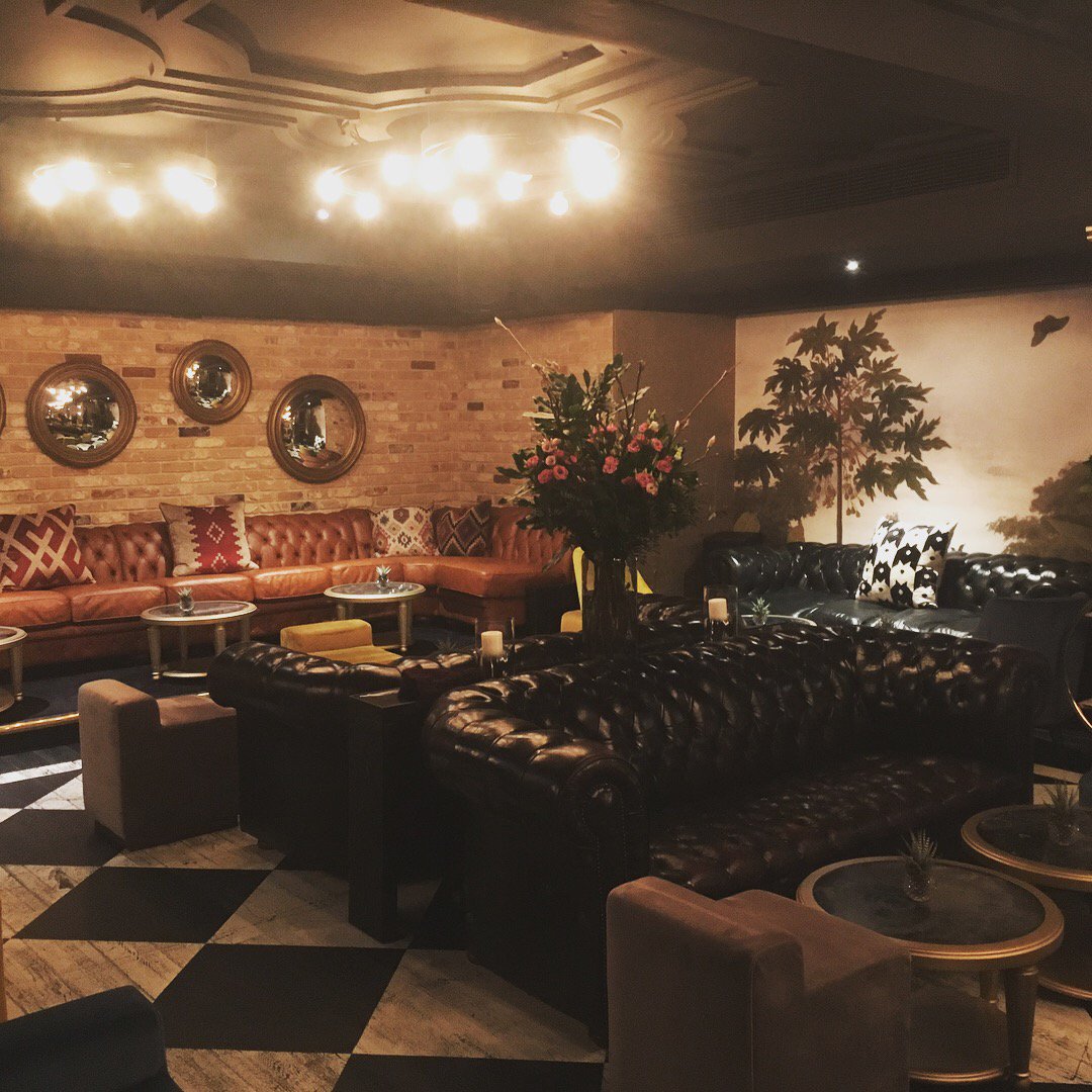 CDGLeisure's tweet photo. What a gorgeous #fitout! We had a little trip to Kadies Club at 9 Swallow St today to see how they have revamped the space! @CDG_Emma #CDGDoneDeal #CDGLeisure #CedarDeanGroup #bar #club #London #Leisure #Jointhejourney https://t.co/5aTTpL2tsD