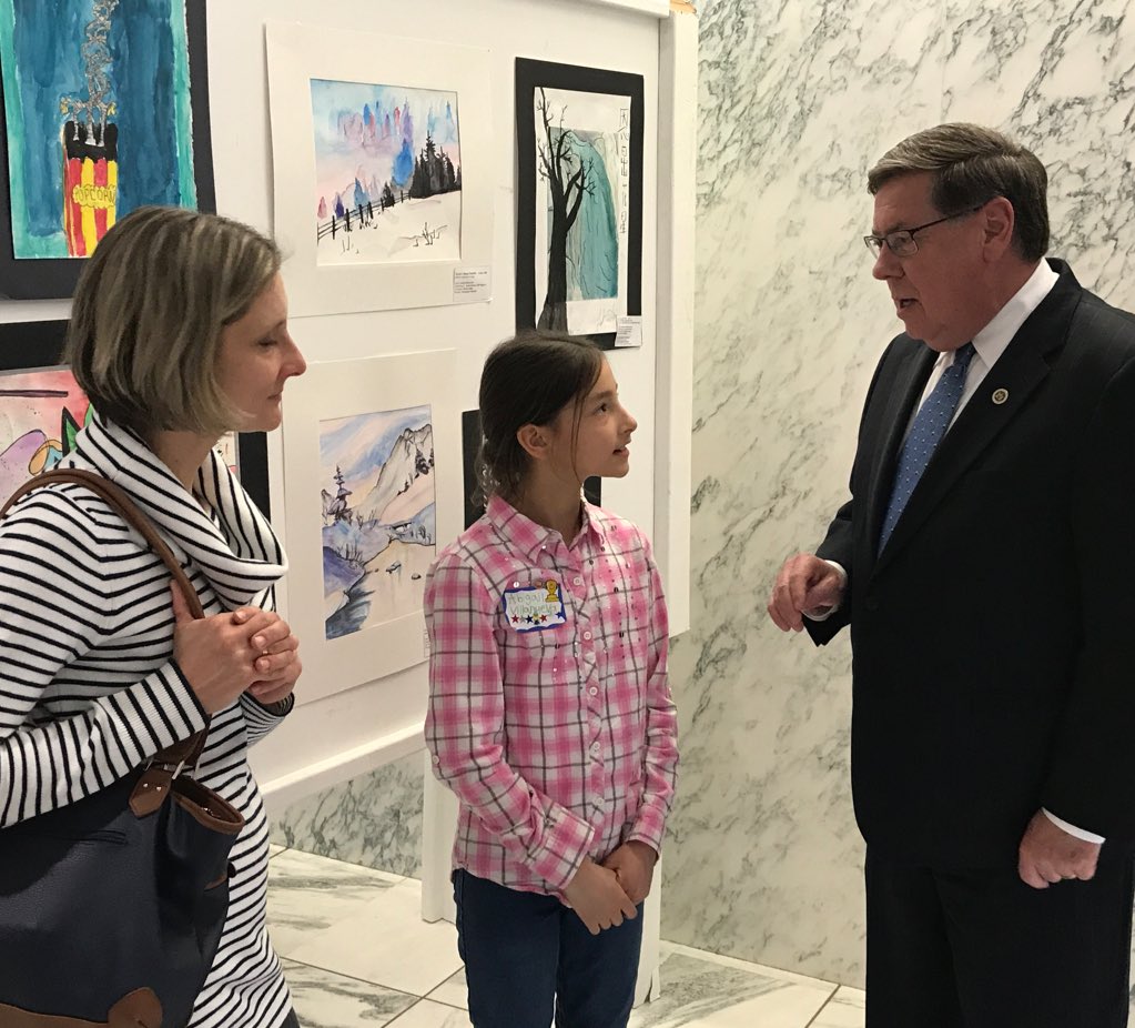 Sen Seward meets with a budding Picasso from the 51st SD at the Capitol @youthArtMonthNY @SCSDsupt @ONCBOCES #YAM2018NY #NYSenate