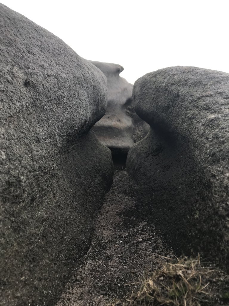 sweetredmonkey's tweet photo. Trying to be arty #PeakDay #peakdistrict https://t.co/dciXGZ6bZm