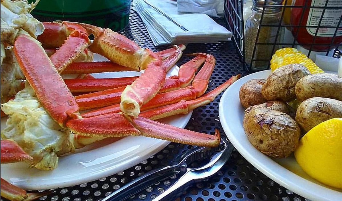 thewickedhop's tweet photo. π¦π· Join us for CRAB LEGS at 5PM & 1/2 OFF Bottles of WINE EVERY WEDNESDAY! #wickedhop #milwicked #thirdwar... https://t.co/d41a0lr15i