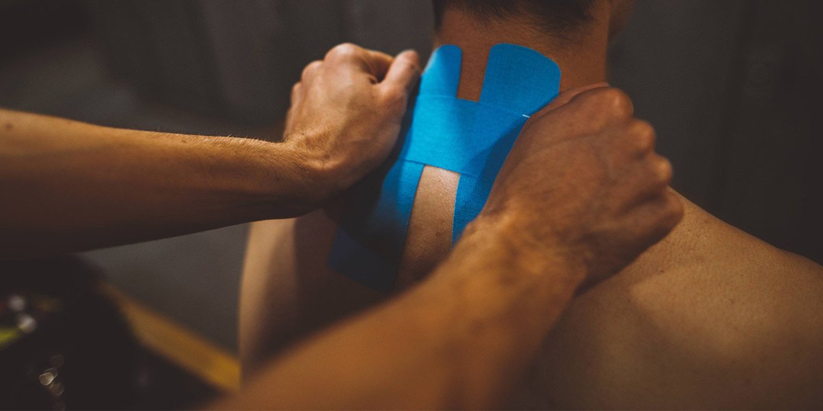 SPORTTAPE's tweet photo. "Why have both a Standard and an Extra Sticky K tape? Why not one that works for all?" Check out the blog for the answers!
https://t.co/yFuXDe3DTY
#SPORTTAPE #KTape #ExtraSticky https://t.co/8tXIpERXlG