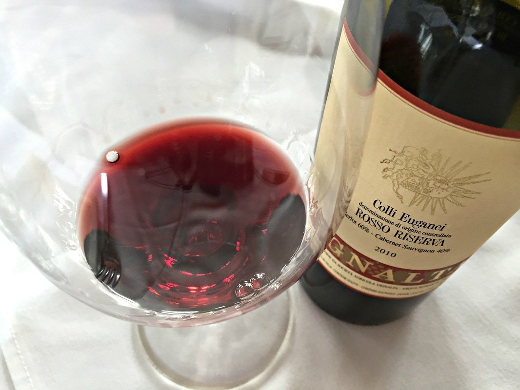 Thursday, March 22nd we will have a wine dinner with Vignalta winery. Lucio Gomiero, the owner and founder of the winery vignalta in Veneto, Italy.
More information will soon be available on our Events page: donatoenoteca.com/events/