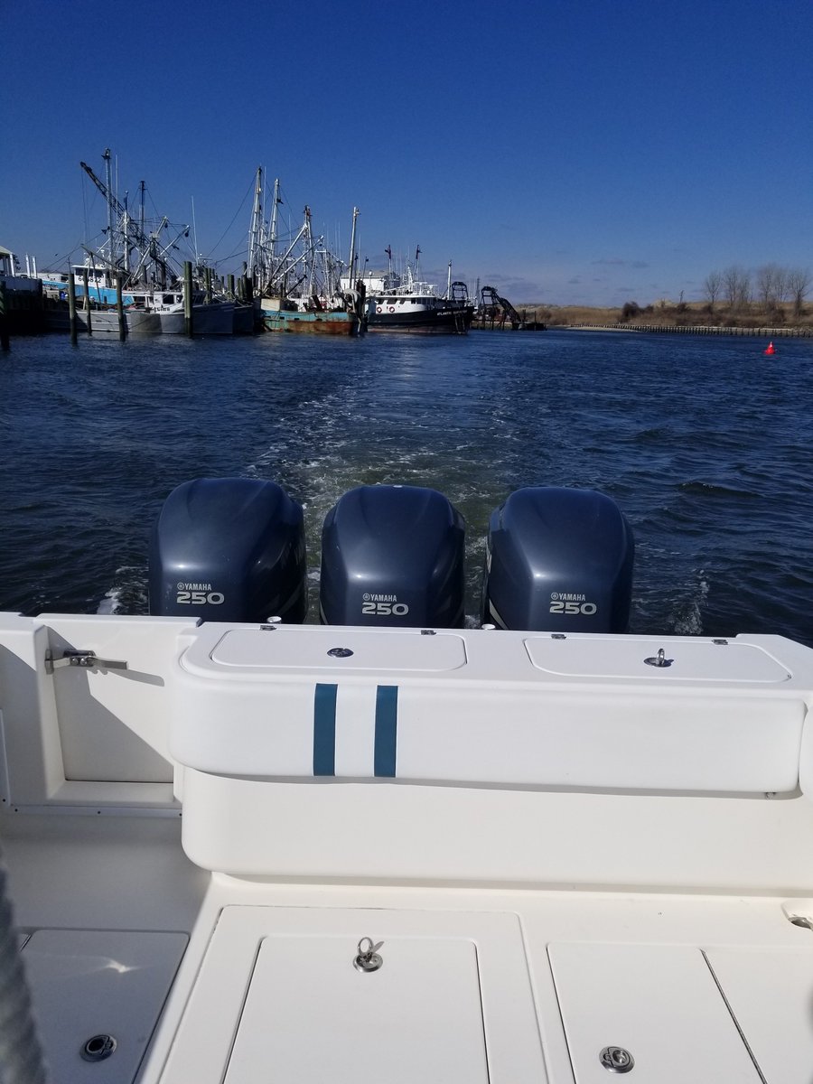 APMarineService's tweet photo. #boating #Contenders #boatrepair #springisintheair #ppb #NewJersey #iloveboats #engineservice #Yamaha https://t.co/qKjHYdw602