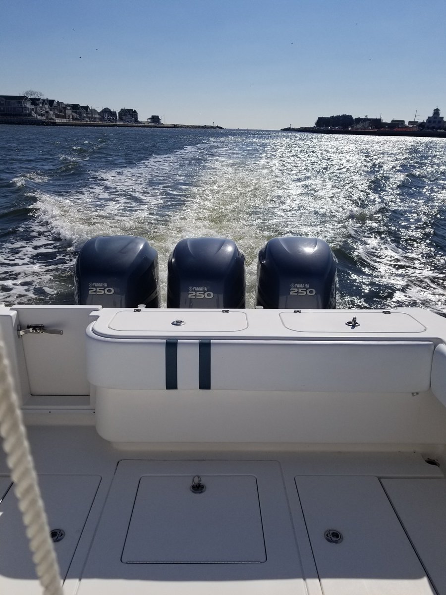 APMarineService's tweet photo. #boating #Contenders #boatrepair #springisintheair #ppb #NewJersey #iloveboats #engineservice #Yamaha https://t.co/qKjHYdw602