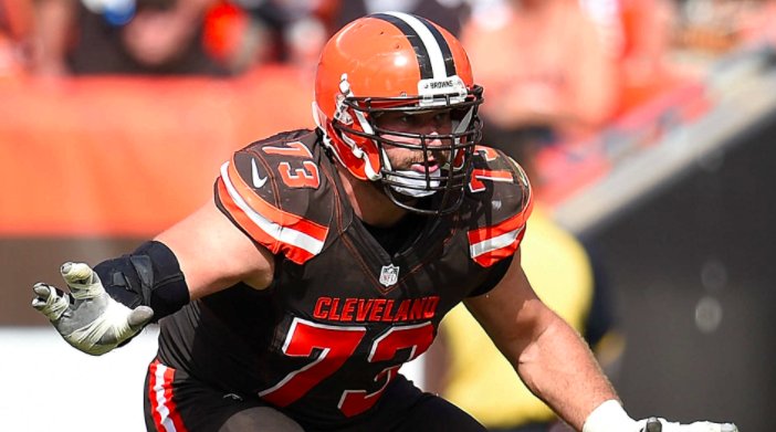 #Retweet to thank <a href="/joethomas73/">Joe Thomas</a> for his wonderful career as a Brown and contributions to the City of Cleveland! We will miss you!