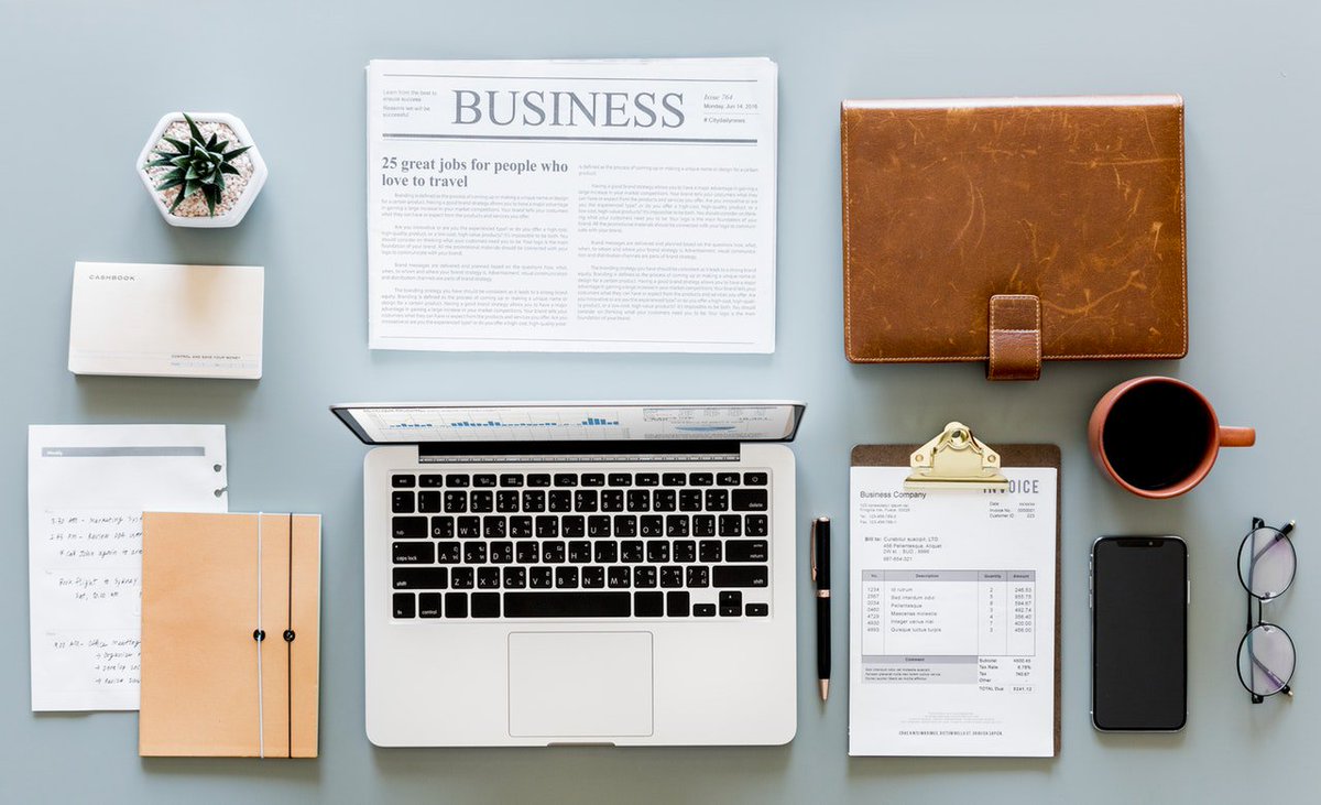 Recreationmedia's tweet photo. Pourquoi est-ce si difficile de facturer à notre juste valeur ? 

On se fait petit. Tout petit. On nous interdit de dépasser un certain cadre. Pourquoi payer plus ? Je peux trouver un #consultant qui me fera le même boulot moins cher ? #freelance
https://t.co/nezn4P8bi4 https://t.co/2NsHQZAJjS
