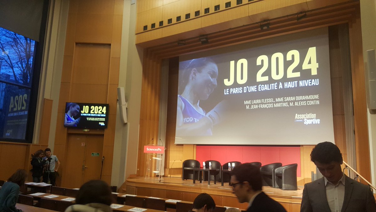 Une conférence sur l'égalité homme/femme dans le sport de haut niveau. A l'initiative de <a href="/ASSciencesPo/">AS Sciences Po</a> avec <a href="/jfmartins/">J-Francois Martins</a> et <a href="/FlesselLaura/">Laura Flessel</a> .