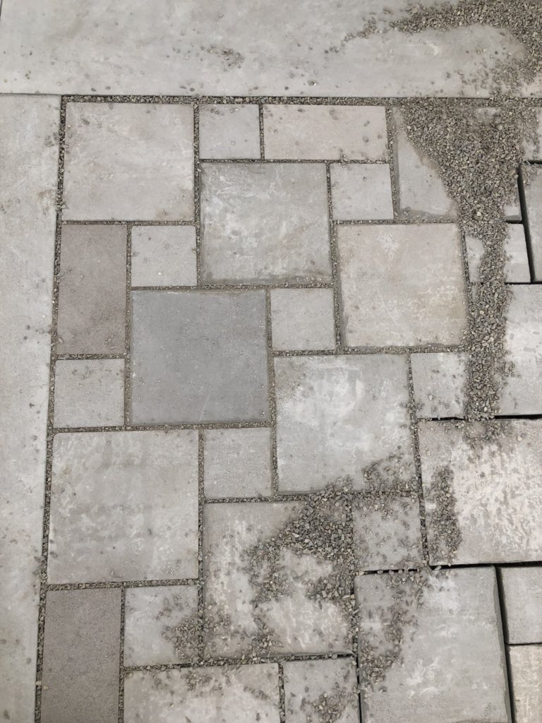 BenWoj's tweet image. We’re putting in a new Urban Hardscapes display with our new paving sizes - plank and new small format pavers starting at 6”x6” #productlaunch @IN_Limestone @MarbleInstitute @nationalASLA more ways to #usenaturalstone in #landscapes