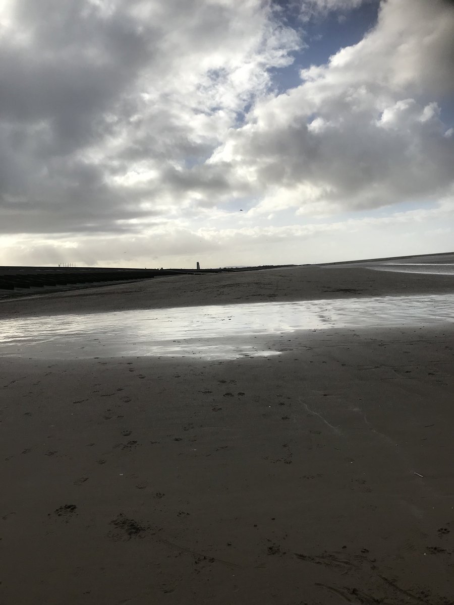 phil_grey's tweet photo. A cold grey weekend in store https://t.co/mg436h0hEb