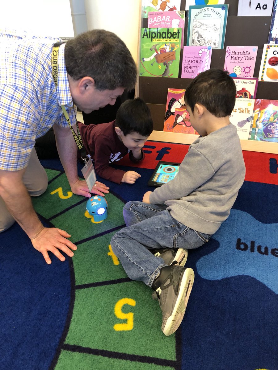 drchrisgoldberg's tweet photo. Special day today! @Mrs_Brown_ISD and Mrs. Santini and I enjoy teaching @WonderWorkshop Dot and Cubelets with Mrs. Borcky and the Pre-K class @ISD_Super @ISD_technology @Interboro_SD @delcoSTEM https://t.co/0duYqHKidc