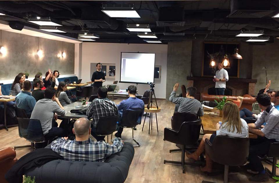 mozaicworks's tweet image. Great evening with Ralph van Roosmalen at  #AgileTalks #28 #management30 #WorkerHappiness #mozaicworks #commons