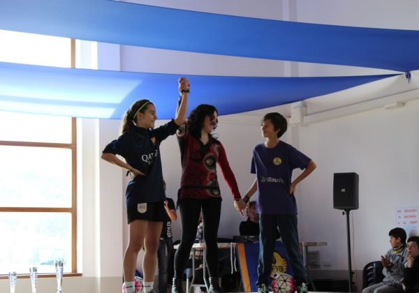 ajuntamentbas's tweet photo. 👉11 noies van participar diumenge en el Primer Torneig Freestyle de Futbol Femení!! 
https://t.co/zUkVpzjZ2r
#laValldenBas #Garrotxa @efvb2014 @TFreestyleFF https://t.co/KJ7aLuqBYP