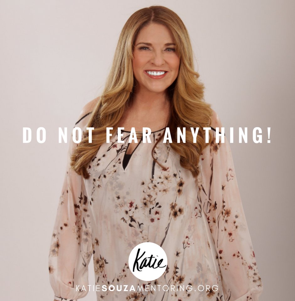 KatieSouza111's tweet photo. God adores you and has surrounded you with His angels! Fear not friend! #Dominion #PartnerMentoring https://t.co/j7MGmo6jr3