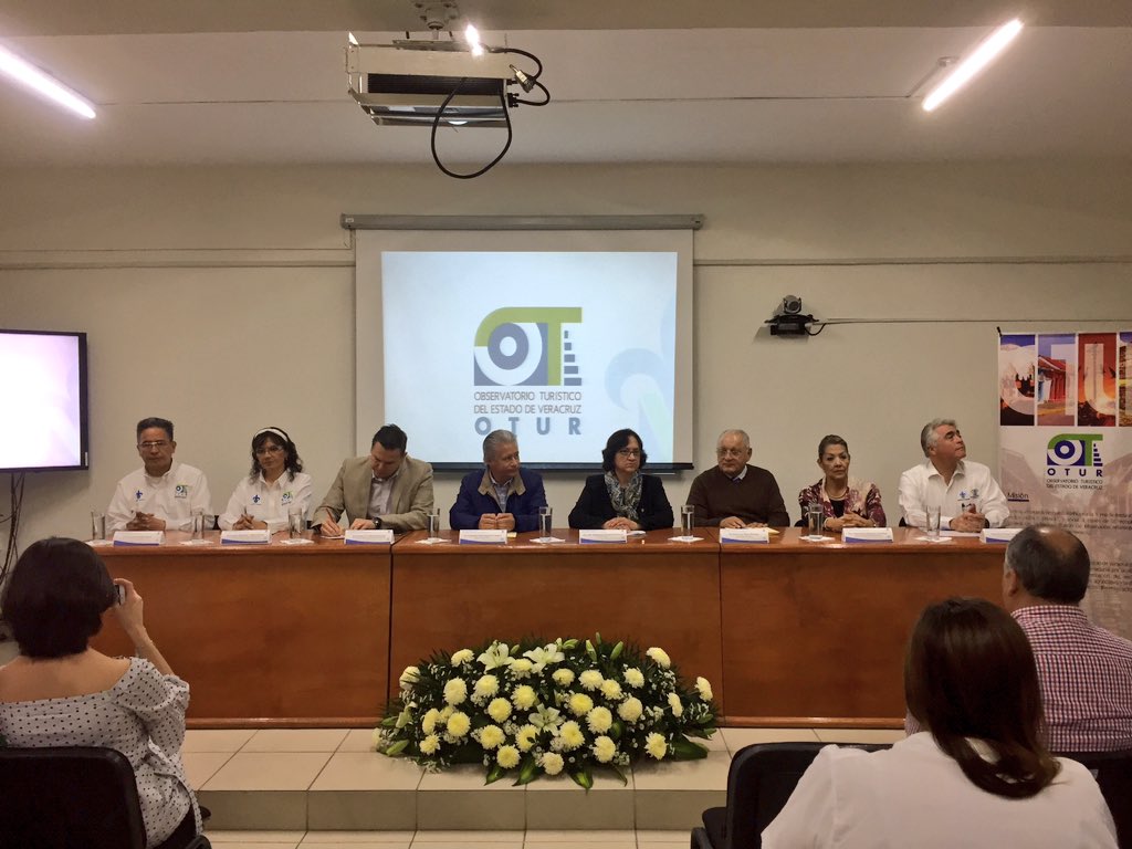 Canaco_Veracruz's tweet photo. #AlMomento asiste nuestro pdte @JesusMSampiery a la Firma de Bases de Colaboración Interinstitucional entre el Observatorio Turistico del Estado de #Veracruz y #SECTURVer https://t.co/i7t7sXeiuK