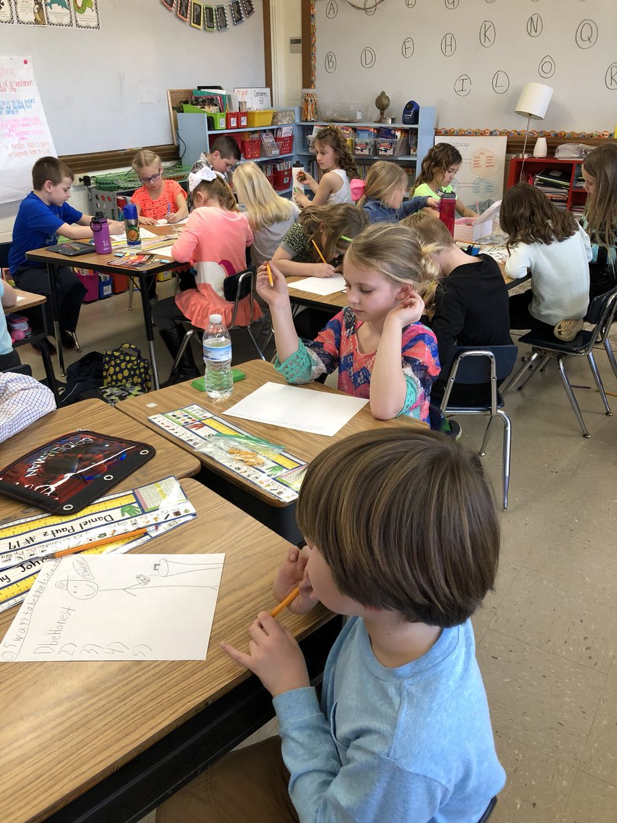 Ms_RobertsABVM's tweet photo. Making Public Service Announcements on the responsibilities of being a good citizen! https://t.co/CQH5D8sLNo