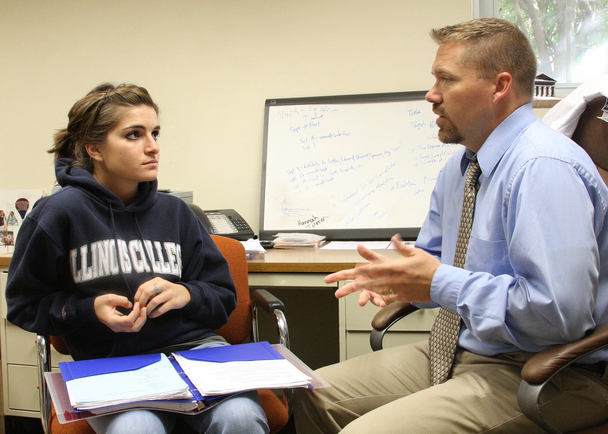 Illinois College tweet media