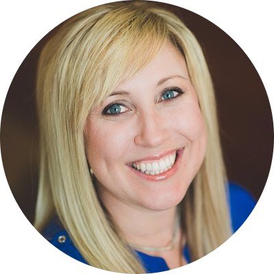 DinkoEror's tweet photo. What a great session with @Jenny_Newman & @MarjoleinAtDell about authenticity within our online presence, about brand and thought leadership. I learned so much. Thanks a lot to both of you! 👏🙏👍 https://t.co/uhBljWABhJ