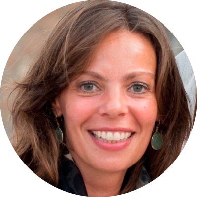 DinkoEror's tweet photo. What a great session with @Jenny_Newman & @MarjoleinAtDell about authenticity within our online presence, about brand and thought leadership. I learned so much. Thanks a lot to both of you! 👏🙏👍 https://t.co/uhBljWABhJ