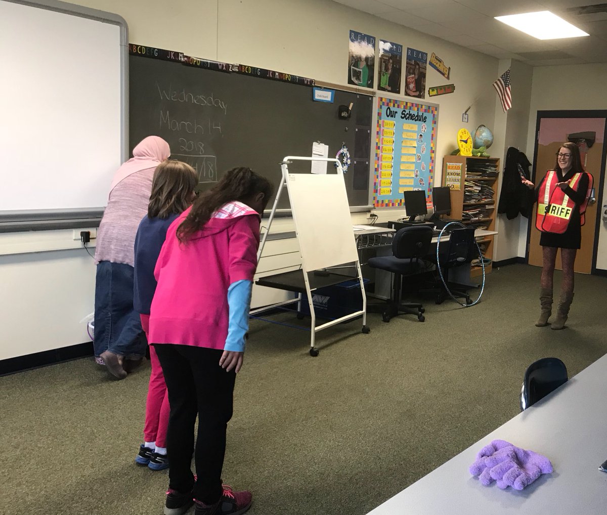 KarenHessLCSWC's tweet photo. Deputy Davies teaching our LFL students to “Be Safe” at Crestwood. Thank You Deputy Davies! https://t.co/oZlGXeAbeh
