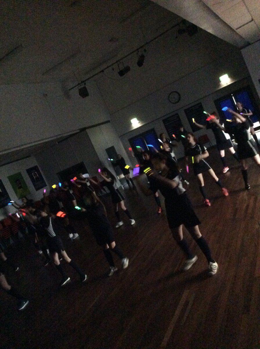 MissLimon_PE's tweet photo. Y8s loved their second clubbercise lesson as part of a fitness unit of work! Great levels of engagement from all💃🏼🏃🏼‍♂️ https://t.co/cnrOhUhn1j