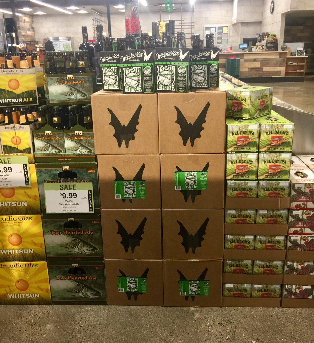 Witchshatbrew's tweet photo. Train Hopper in the wild! Retail baby! #mibeer #movinonup #trainhopper #mmmbeer #ipafordays https://t.co/VvH3UecBWS