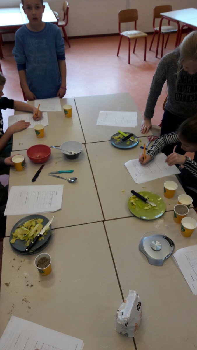 bsdebakelgeert's tweet photo. Appels mummificeren bij thema de Egyptenaren!

https://t.co/Mnl3BQwtHC https://t.co/tfJFWGLA9w