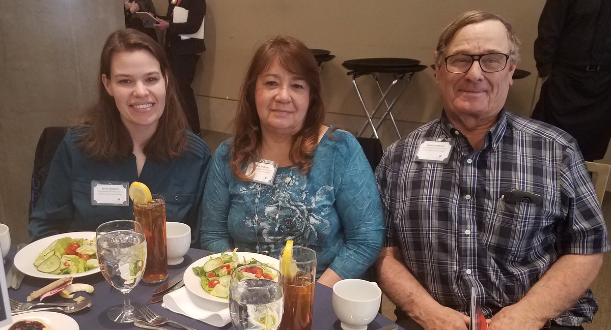 DrLindaLujan's tweet photo. So proud of @lamarcomcollege 2018 @PHITHETAKAPPA All-Colorado Academic Team members Ashtyn Loflin and Laura Lindholm #LopesPride #smartisgood https://t.co/ilD5mRC6pH