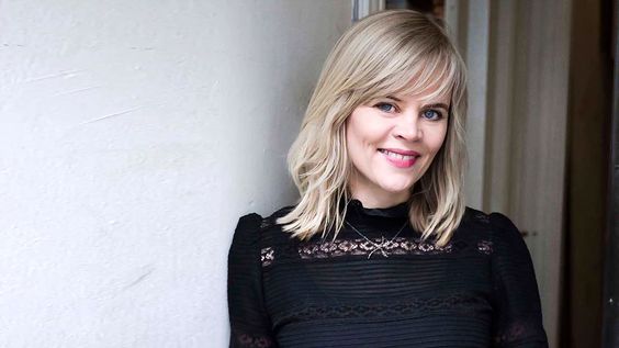 aurumjewellery's tweet image. Guðbjörg spoke to Talk Editor about her career beginnings, finding inspiration and working on Asterias Collection. Read the full interview here: bit.ly/2FJ8Hvz
#jewelrydesign #icelandicdesign