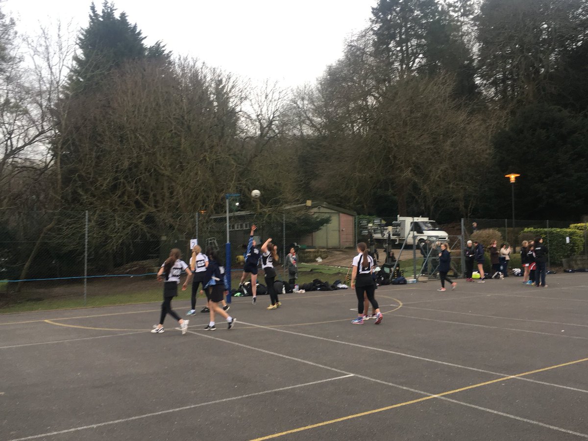 BorlaseNetball's tweet photo. Well done to the U14A team at the District tournament! 5 wins, 1 loss v PC and 1 draw v WAS- finishing joint 2nd with WAS. https://t.co/jemrHHKYkE