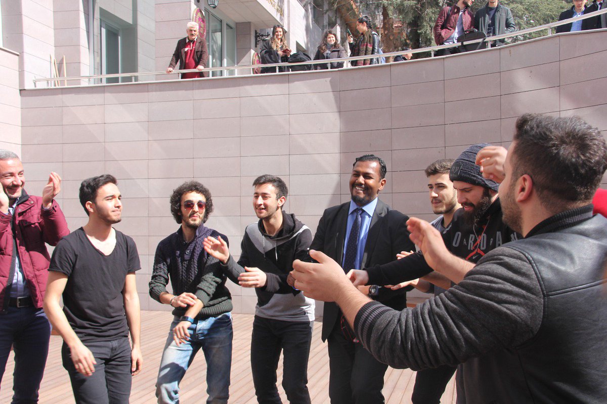 ASBUedu's tweet photo. ASBÜ Müzik Topluluğunun "Türk Müziği Efsaneleri" konserinden kareler @ssuamusicclub https://t.co/pz6rxZv9dY