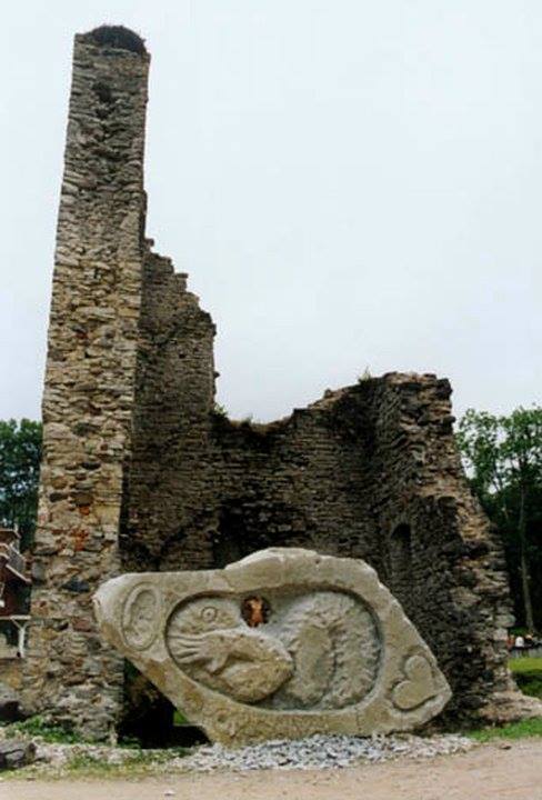 ToomasAltnurme's tweet photo. limestone sculpture  by Toomas Altnurme   in Estonia , Paide https://t.co/LvITZdk3x8  https://t.co/4qWUX6jX6K https://t.co/3jkr0TkMKz