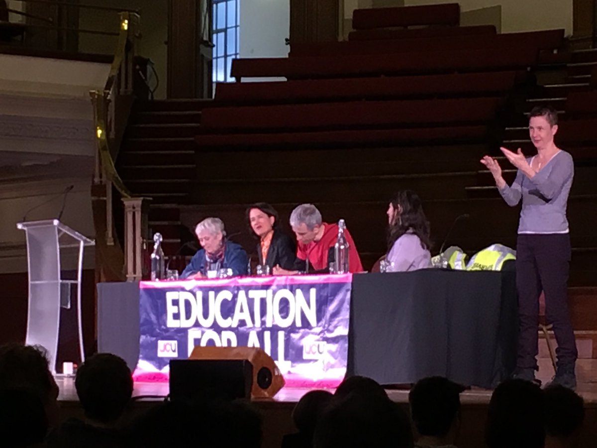 frynip's tweet photo. Thank you to my MP @CatherineWest1 for supporting university staff and for joining us @ucu rally at Westminster Central Hall today. #strikeforUSS #MarchForEducation2 https://t.co/LDCLQoE4YE