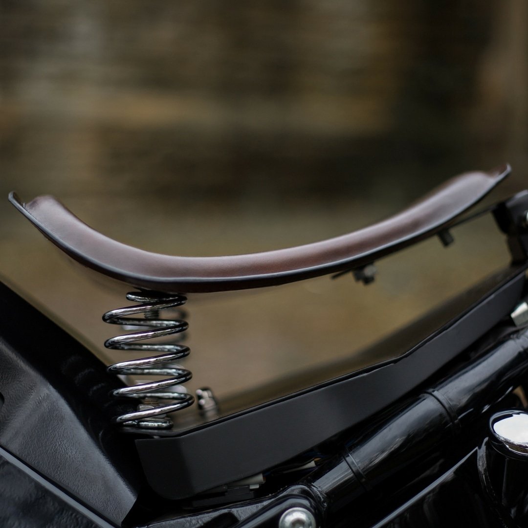 A well mounted Lone rider seat in dark brown leather.  Available as a complete kit for HD #softail and #sportster