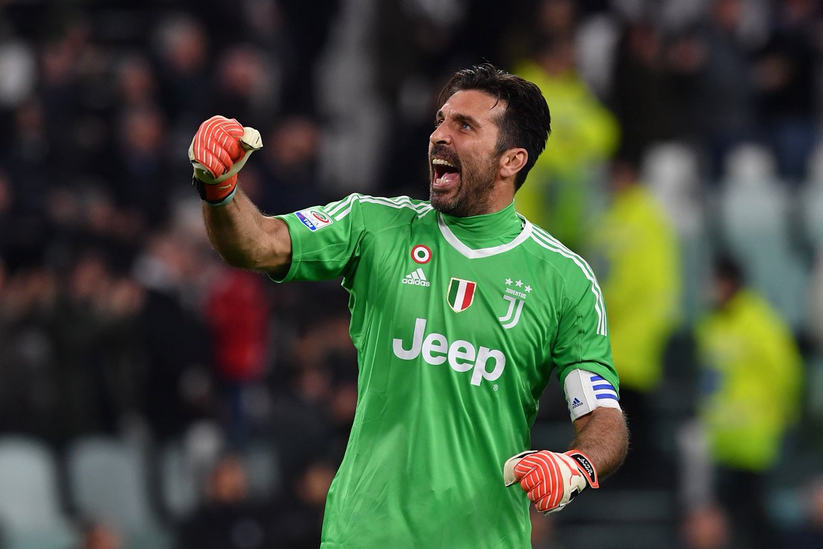 juventusfcen's tweet photo. RT if you feel like @gianluigibuffon after that win! 🏳 🏴 💪

#JuveAtalanta https://t.co/bxqerGCIIO