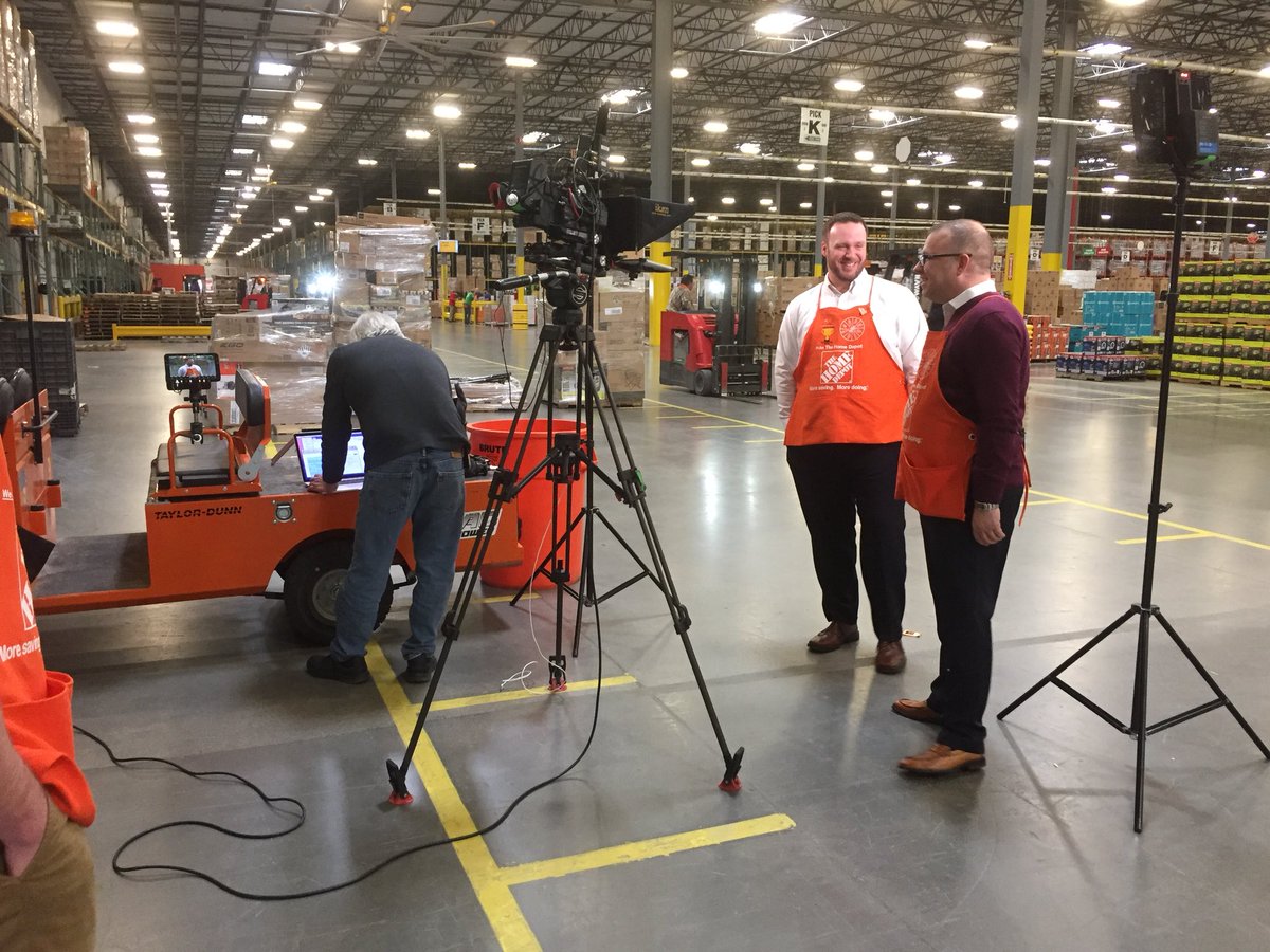 GRenzaglia's tweet photo. Filming the LINK at SDC 5362! #teamSCHR https://t.co/RvjiKtDypy