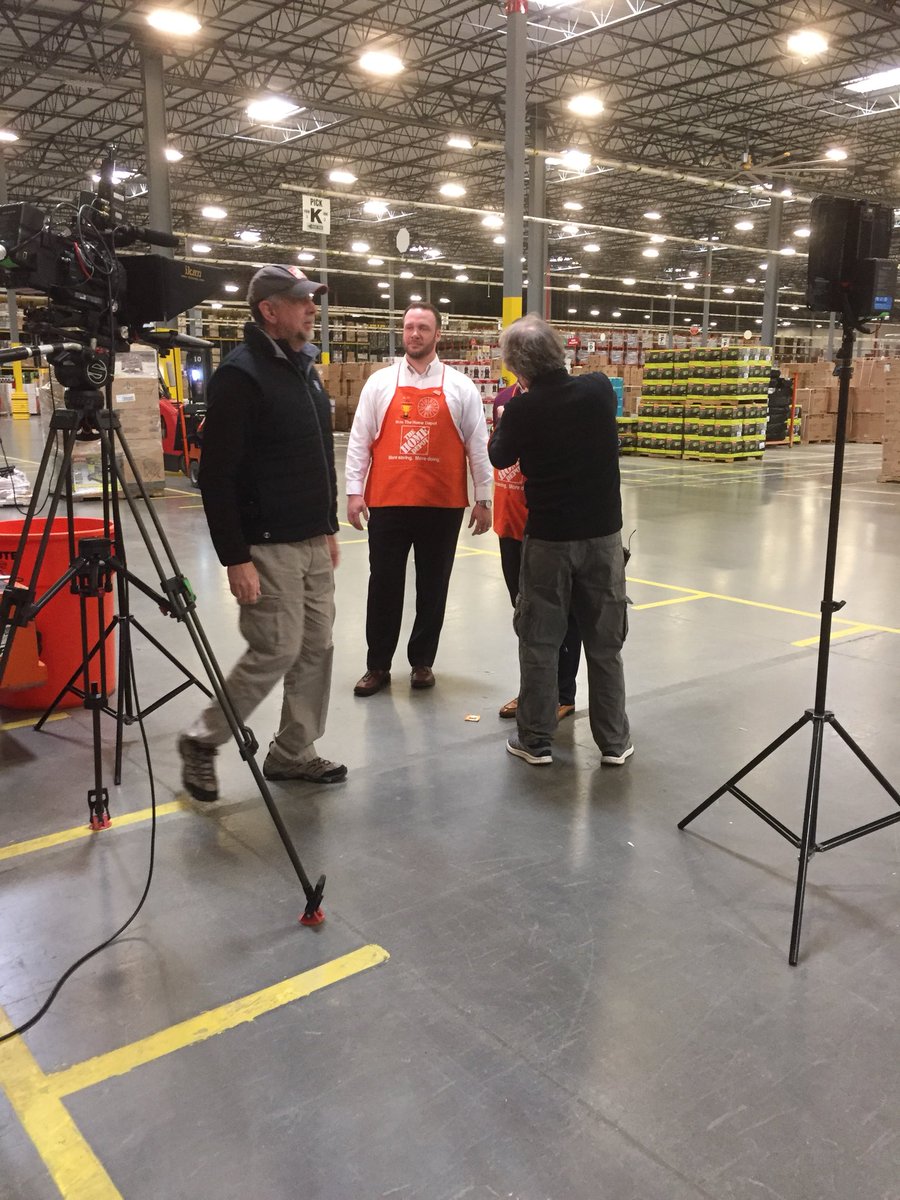 GRenzaglia's tweet photo. Filming the LINK at SDC 5362! #teamSCHR https://t.co/RvjiKtDypy