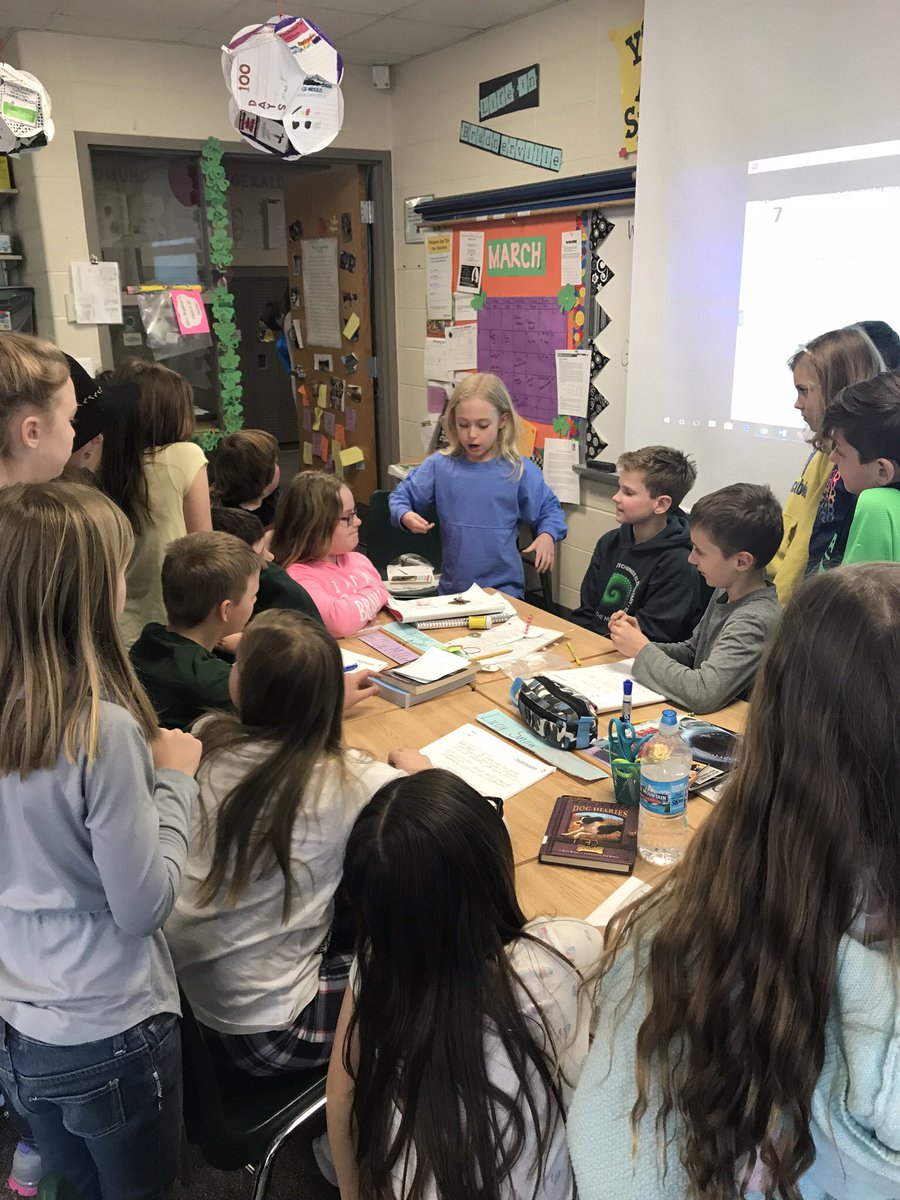 melissa_bradner's tweet photo. #science #testingpredictions #kidsteachingkids @hutchingsele https://t.co/fmXN4zmPss